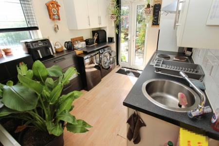 2 bedroom Flat for sale in Victoria Street, Long Eaton, Long Eaton, NG10