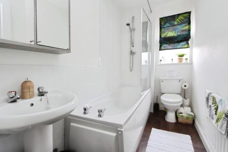 2 bedroom Town house to let in Mason Road, Ilkeston, DE7