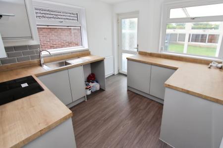 2 bedroom Bungalow to let in Turner Close, Stapleford, Stapleford, NG9