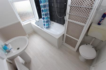 2 bedroom Terraced House to let in Lawrence Street, Stapleford, NG9