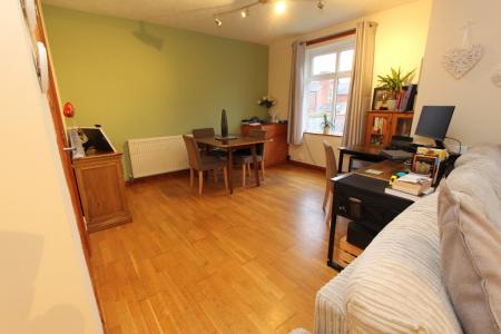 3 bedroom End of terrace house to let in Victoria Road, Sandiacre, Sandiacre, NG10