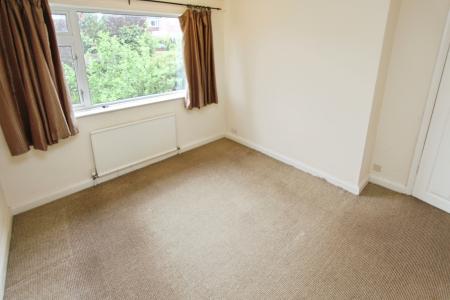 3 bedroom Semi-detached house to let in Ferndale Close, Coal Aston, S18
