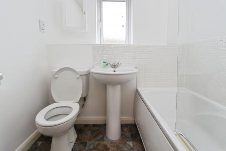 2 bedroom Flat to let in Nottingham Road, Stapleford, NG9