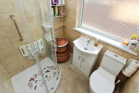 3 bedroom Detached house for sale in Wellington Street, Stapleford, NG9