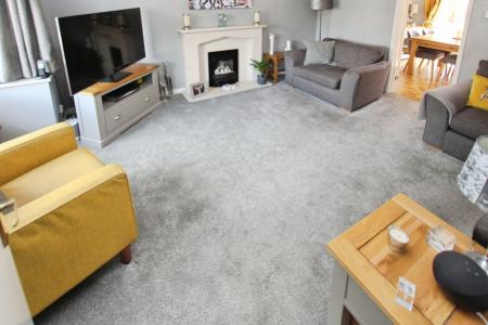 4 bedroom Detached house for sale in Naseby Drive, Long Eaton, Long Eaton, NG10