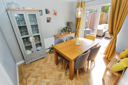 4 bedroom Detached house for sale in Naseby Drive, Long Eaton, Long Eaton, NG10