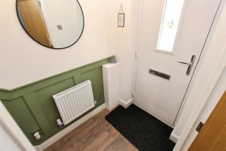 2 bedroom Town house for sale in Winston Close, Stapleford, Stapleford, NG9