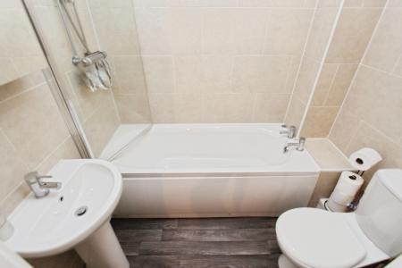 2 bedroom Town house for sale in Winston Close, Stapleford, Stapleford, NG9