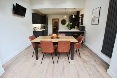 2 bedroom Town house for sale in Winston Close, Stapleford, Stapleford, NG9