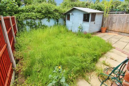 3 bedroom Semi-detached house for sale in Meadow Lane, Long Eaton, NG10