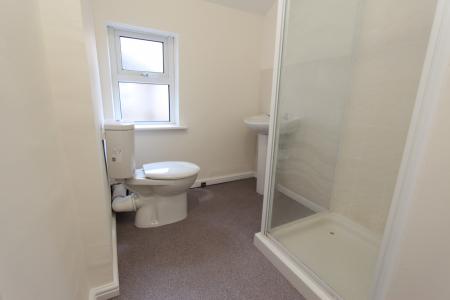 1 bedroom Flat to let in Loughborough Road, West Bridgford, Nottingham, NG2