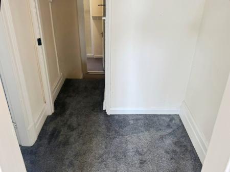 1 bedroom Flat to let in Loughborough Road, West Bridgford, Nottingham, NG2