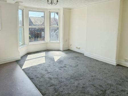 1 bedroom Flat to let in Loughborough Road, West Bridgford, Nottingham, NG2
