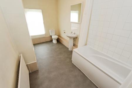 2 bedroom Semi-detached house to let in Granville Avenue, Long Eaton, NG10