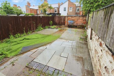 2 bedroom Semi-detached house to let in Granville Avenue, Long Eaton, NG10