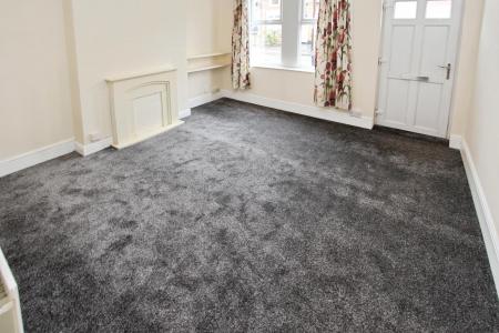 2 bedroom Semi-detached house to let in Granville Avenue, Long Eaton, NG10