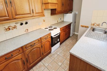 3 bedroom Semi-detached house to let in Kirkwhite Avenue, Long Eaton, NG10