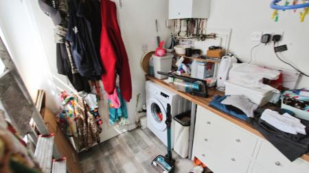 2 bedroom Terraced House to let in Phyllis Grove, Long Eaton, NG10