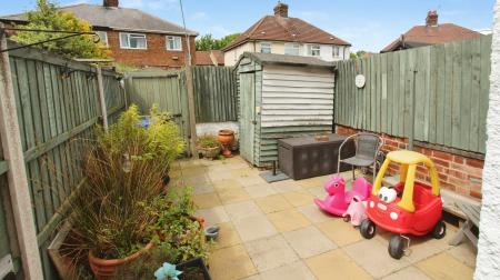 2 bedroom Terraced House to let in Phyllis Grove, Long Eaton, NG10