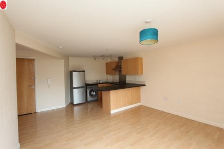 2 bedroom Flat to let in Commodore Court, Aspley, Nottingham, NG8