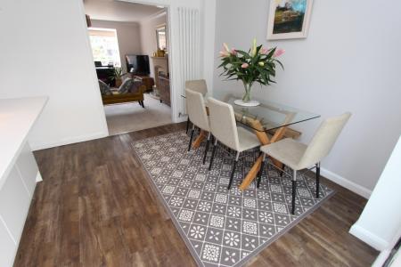 5 bedroom Detached house to let in Holmes Road, Breaston, DE72