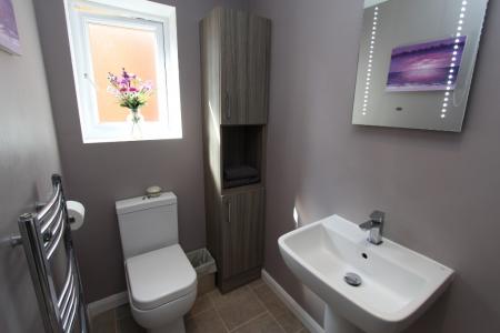 5 bedroom Detached house to let in Holmes Road, Breaston, DE72