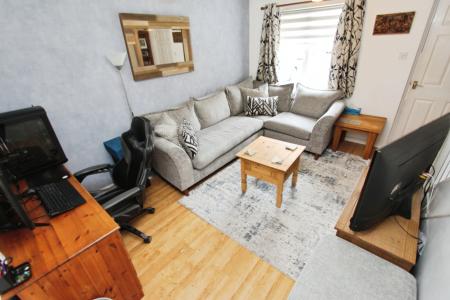 2 bedroom Semi-detached house for sale in Hatton Crofts, Long Eaton, NG10