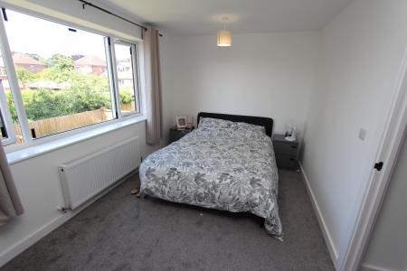 3 bedroom Semi-detached house to let in Tulip Street, Beeston, NG9