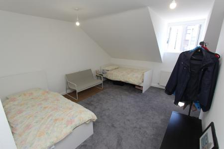 3 bedroom Semi-detached house to let in Tulip Street, Beeston, NG9