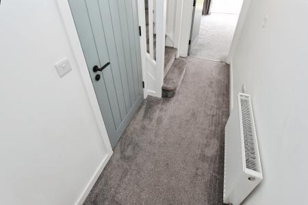 3 bedroom Semi-detached house to let in Tulip Street, Beeston, NG9