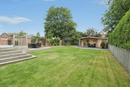 4 bedroom Detached house for sale in Grange Road, Long Eaton, NG10