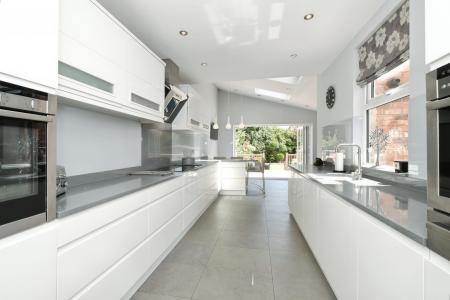 4 bedroom Detached house for sale in Grange Road, Long Eaton, NG10