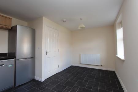 3 bedroom Town house to let in Wharton Crescent, Beeston, NG9