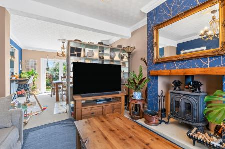 3 bedroom Semi-detached house for sale in Tamworth Road, Long Eaton, NG10