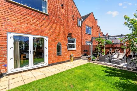3 bedroom Semi-detached house for sale in Tamworth Road, Long Eaton, NG10