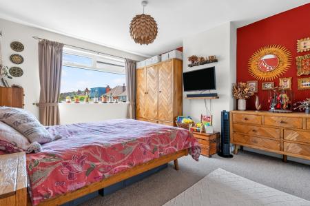 3 bedroom Semi-detached house for sale in Tamworth Road, Long Eaton, NG10