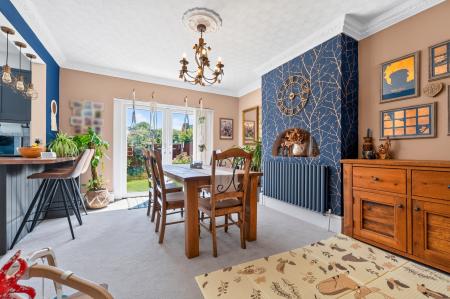 3 bedroom Semi-detached house for sale in Tamworth Road, Long Eaton, NG10