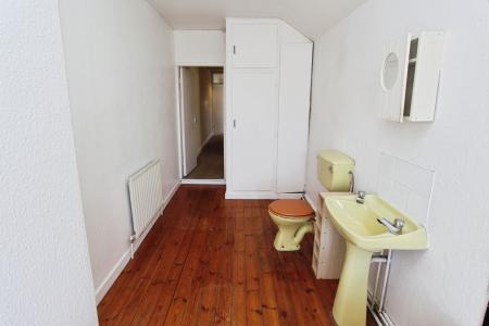 2 bedroom End of terrace house for sale in Oakland Terrace, Long Eaton, NG10