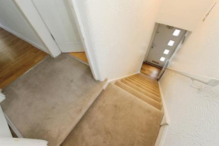 3 bedroom Semi-detached house to let in Erewash Grove, Toton, NG9