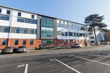 2 bedroom Apartment to let in Tulip Street, Beeston, Beeston, NG9