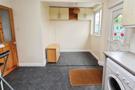 2 bedroom Semi-detached house to let in Margaret Avenue, Sandiacre, NG10