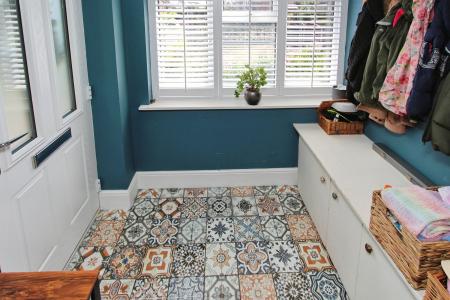 4 bedroom Semi-detached house for sale in Holden Avenue, Aston-On-Trent, DE72