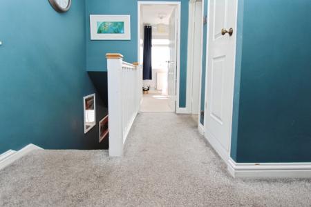 4 bedroom Semi-detached house for sale in Holden Avenue, Aston-On-Trent, DE72