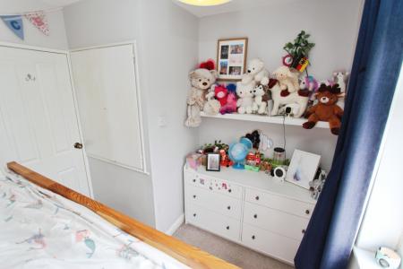 4 bedroom Semi-detached house for sale in Holden Avenue, Aston-On-Trent, DE72