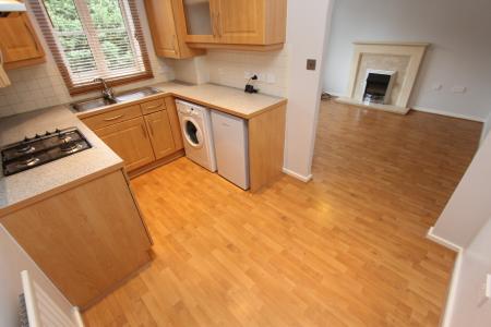 2 bedroom Flat to let in Wren Court, Sawley, NG10