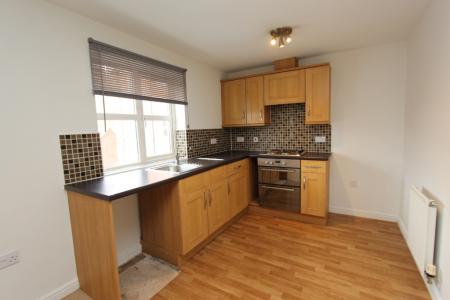 2 bedroom Flat to let in Johnson Way, Chilwell, NG9