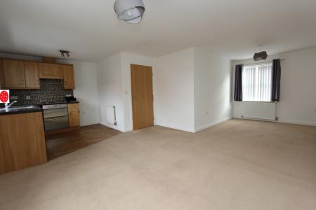 2 bedroom Flat to let in Johnson Way, Chilwell, NG9