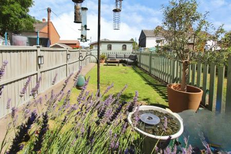 2 bedroom Terraced House for sale in Long Row, Shardlow, DE72