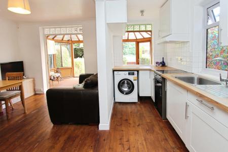 3 bedroom Semi-detached house for sale in Salisbury Street, Beeston, Beeston, NG9