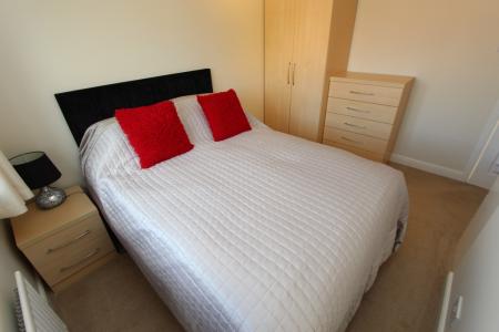 4 bedroom Detached house to let in Staniland Close, Beeston, NG9